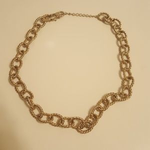 Classic Style Gold Link Necklace